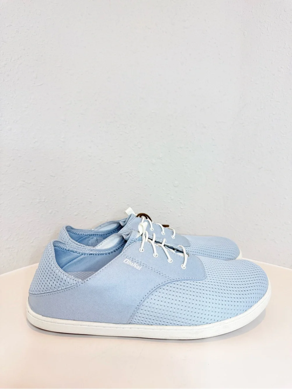 OluKai Nohea Moku Men’s Light Blue Denim Canvas Shoes Size 10 NWT